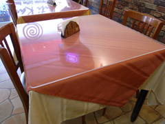 ペルーレストラン「インティライミ （Inti Raimi）」のテーブル席