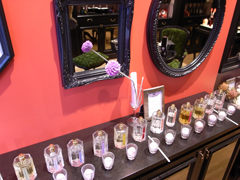 L’Artisan Parfumeur（ラルチザン パフューム）の表参道店内の香水