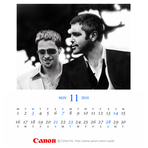 2010年11月のカレンダー（「オーシャンズ11」のジョージ・クルーニーとブラッド・ピット）