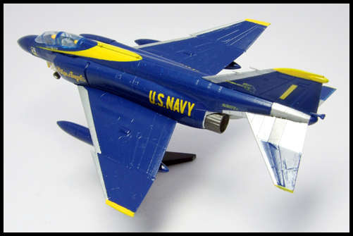 F-4J_US_NAVY_COLLECTION_ACROBAT_BLUEANGELS_4.jpg