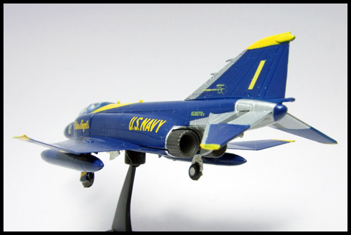 F-4J_US_NAVY_COLLECTION_ACROBAT_BLUEANGELS_6.jpg