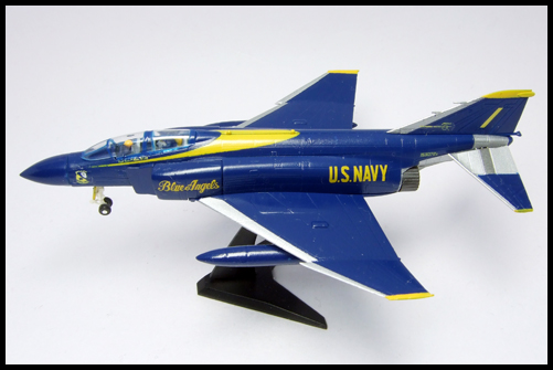 F-4J_US_NAVY_COLLECTION_ACROBAT_BLUEANGELS_8.jpg