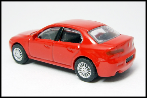 KYOSHO_Alfa_Romeo_Miniature_car_Collection2_159_Red_2.jpg