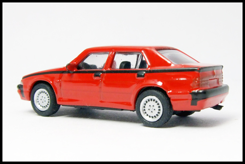 KYOSHO_Alfa_Romeo_Miniature_car_Collection2_75_Red_3.jpg