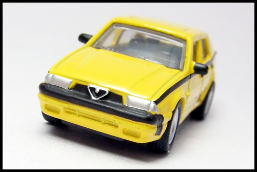 KYOSHO_Alfa_Romeo_Miniature_car_Collection2_75_Yellow_11.jpg