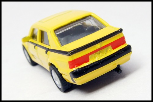 KYOSHO_Alfa_Romeo_Miniature_car_Collection2_75_Yellow_5.jpg