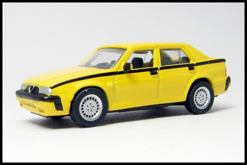 KYOSHO_Alfa_Romeo_Miniature_car_Collection2_75_Yellow_9.jpg