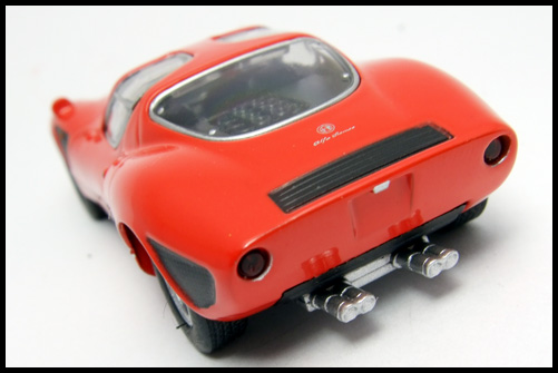 KYOSHO_Alfa_Romeo_Tipo33_Stradale_Red_4.jpg