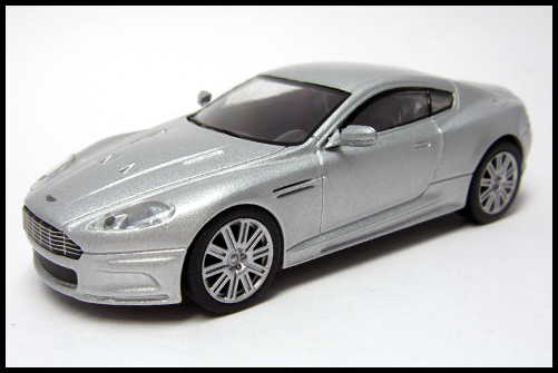 KYOSHO_BRITISH_SPORTS_CAR_COLLECTION_Aston_Martin_DBS_Coupe_Silver_8.jpg
