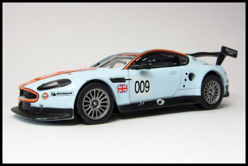 KYOSHO_BRITISH_SPORTS_CAR_COLLECTION_Aston_Martin_Racing_DBR9_009_3.jpg