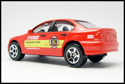 REALTOY_ACTION_CITY_BMW_3_SERIES_FIRE7_4.jpg
