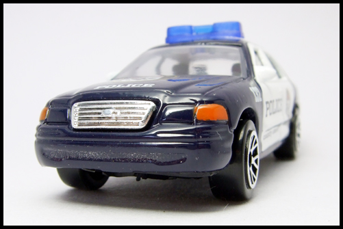 REALTOY_ACTION_CITY_FORD_CROWN_VICTORIA_5.jpg