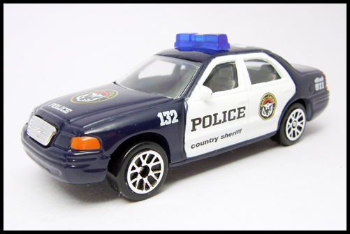 REALTOY_ACTION_CITY_FORD_CROWN_VICTORIA_6.jpg