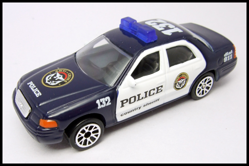 REALTOY_ACTION_CITY_FORD_CROWN_VICTORIA_7.jpg