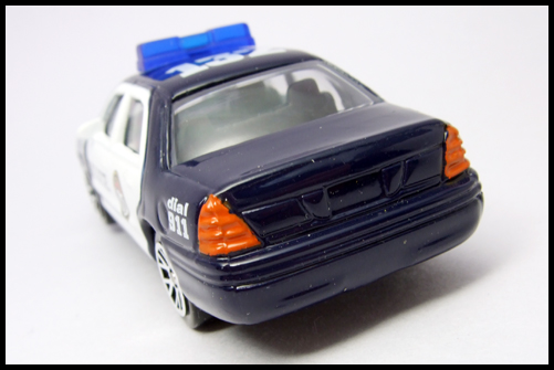 REALTOY_ACTION_CITY_FORD_CROWN_VICTORIA_9.jpg