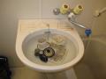 東京都多摩地区・調布市　入居者退去後原状回復　１ルームロフト付き　浴室ユニットバスクリーニング　作業風景　１