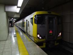 東京駅にて出発を待つ“わかしお”３号