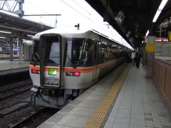 名古屋駅にて…これから乗車します