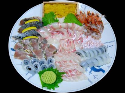 山口県田布施町「田布施魚市場直送鮮魚 寿司満」のお造りの盛り合せ他